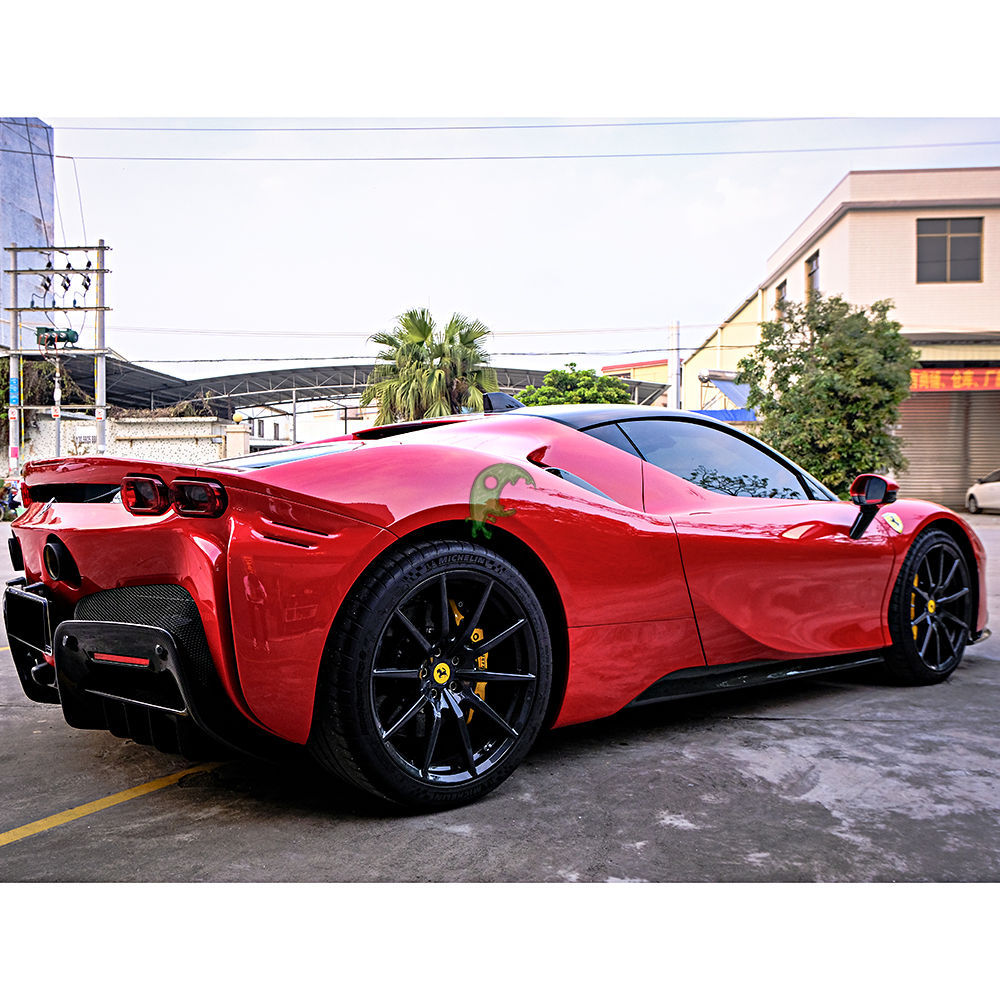 OEM Style Dry Carbon Fiber Side Skirts For Ferrari SF90