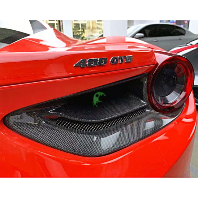 Capristo Style Forged Dry Carbon Fiber Tail Light Covers For Ferrari 488 GTB 2015-2018