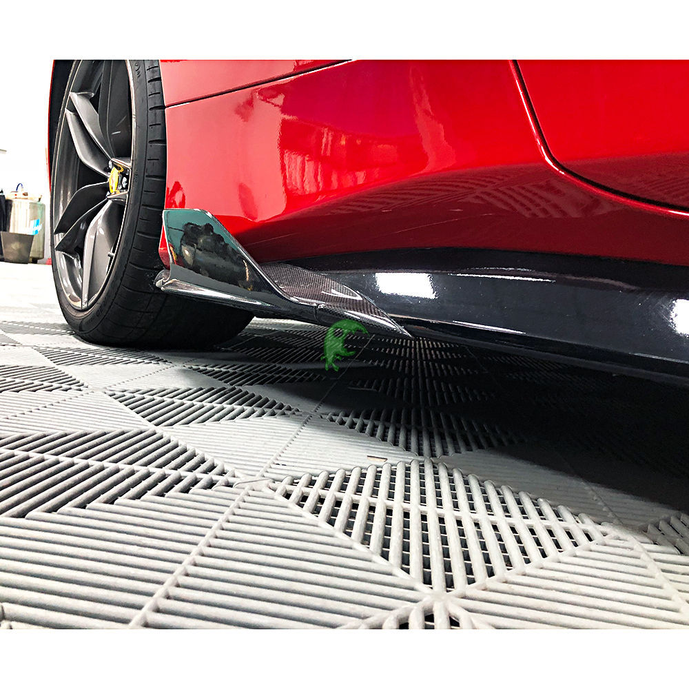 Capristo Style Dry Carbon Fiber Side Fin For Ferrari 488 GTB Spider 2015-2018