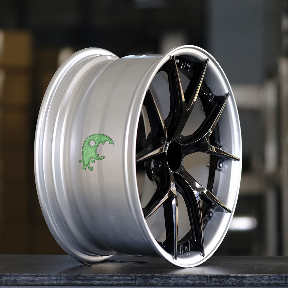 [Customization] Bespoke Forged Wheel