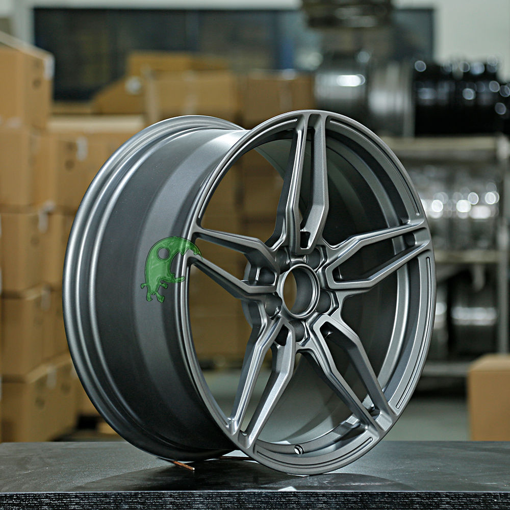 VolksWagen Customized Style Forged Wheel 1 Piece Design Customization By T6061-T6 Aluminum Alloy