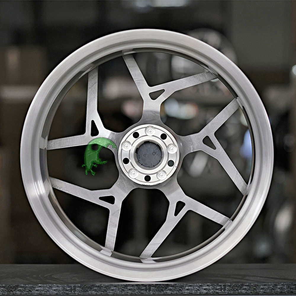 HRE Style Forged Wheel 1 Piece Design Customization By T6061-T6 Aluminum Alloy