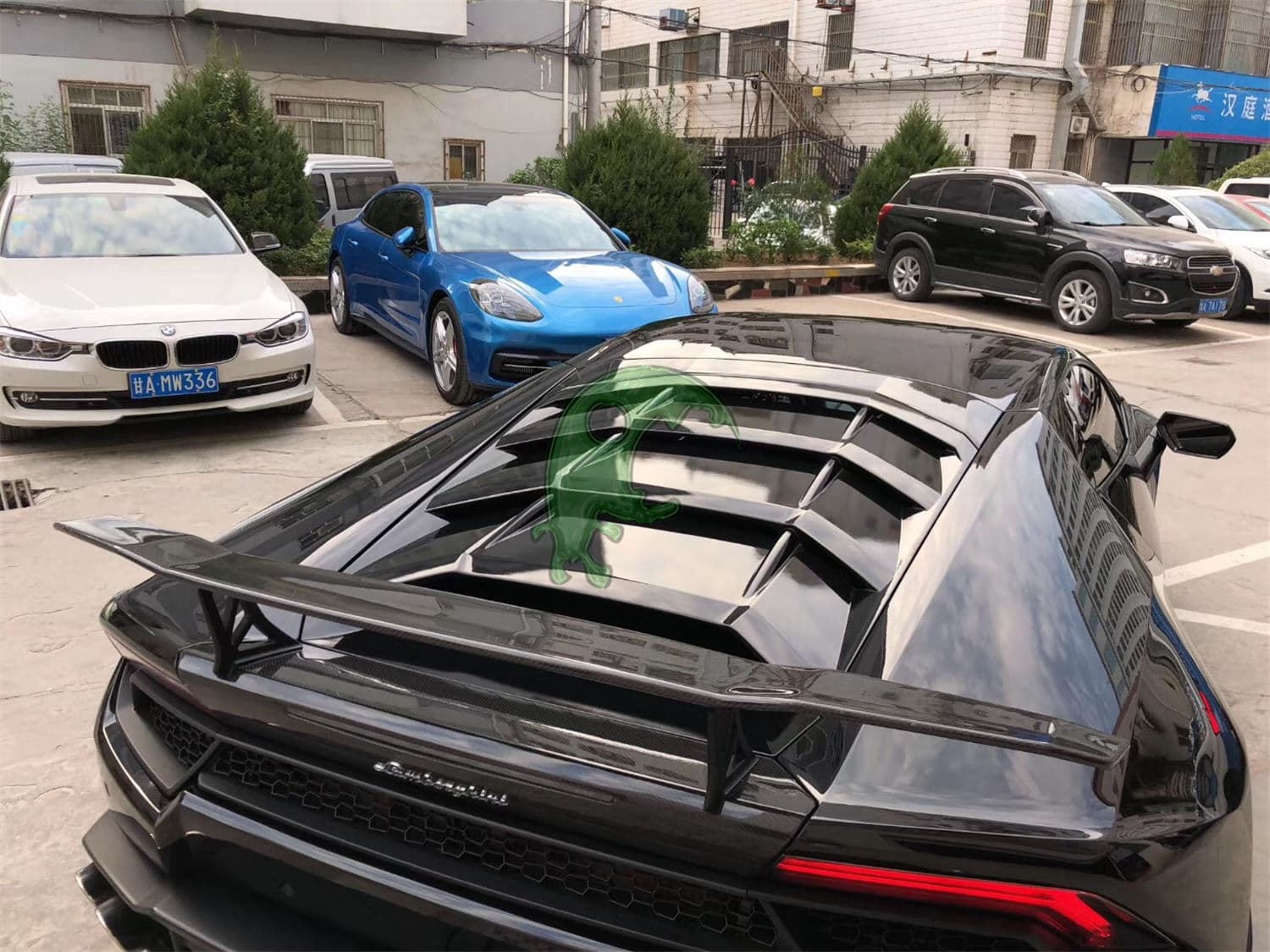 Dry Carbon Fiber Rear Spoiler GT Wing for Lamborghini Huracan LP610/LP580 - Vorsteiner Style