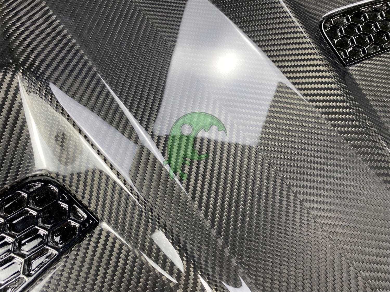 Dry Carbon Fiber Engine Hood for Lamborghini Huracan LP610/LP580 - Vorsteiner Style