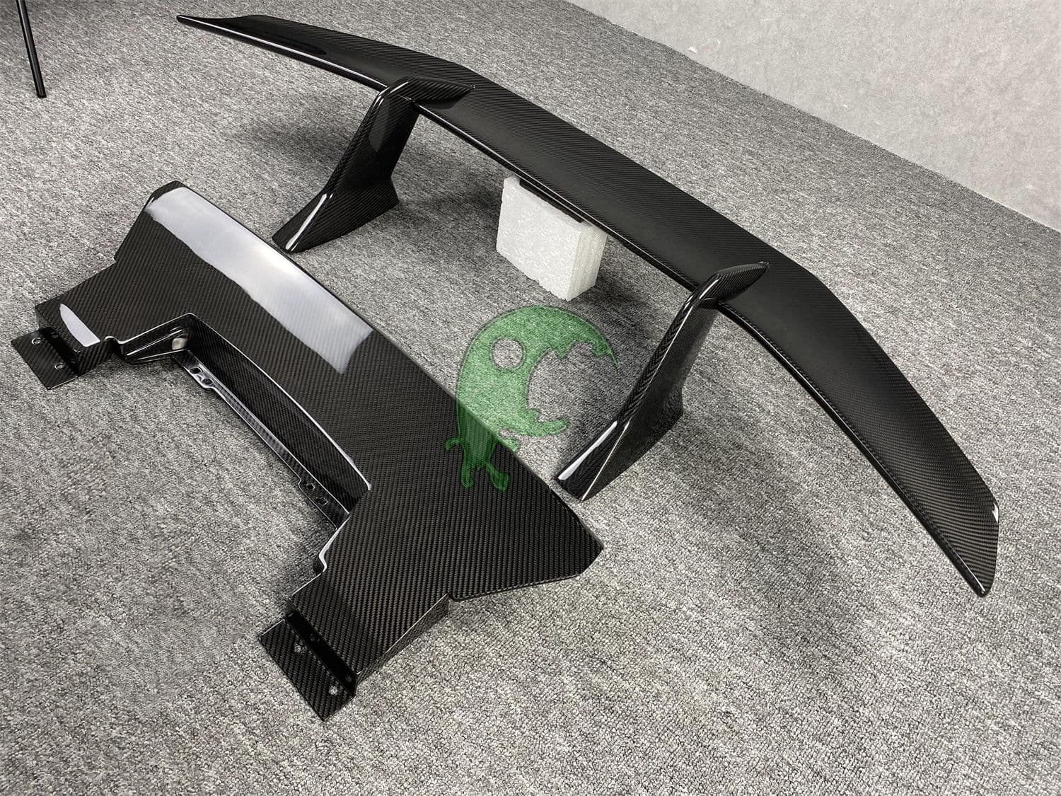 Dry Carbon Fiber Rear Spoiler Wing wiht Deck Lid for Lamborghini Huracan LP610LP580 - Performante Style