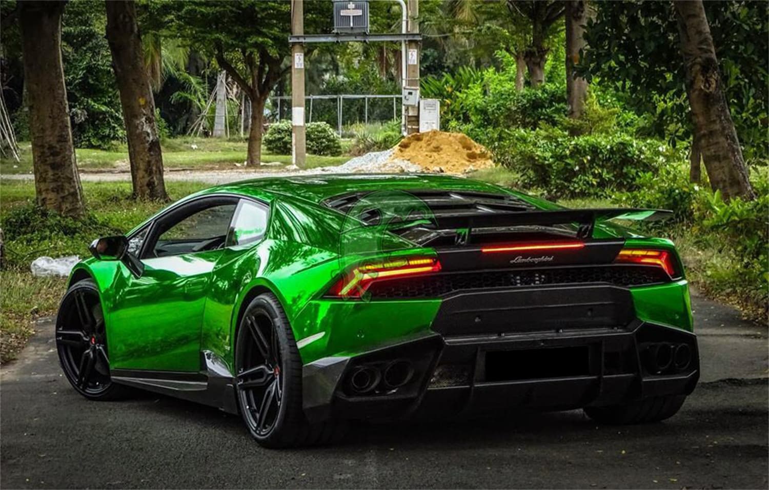 Mansory Style Carbon Fiber Rear Diffuser For Lamborghini Huracan LP610 