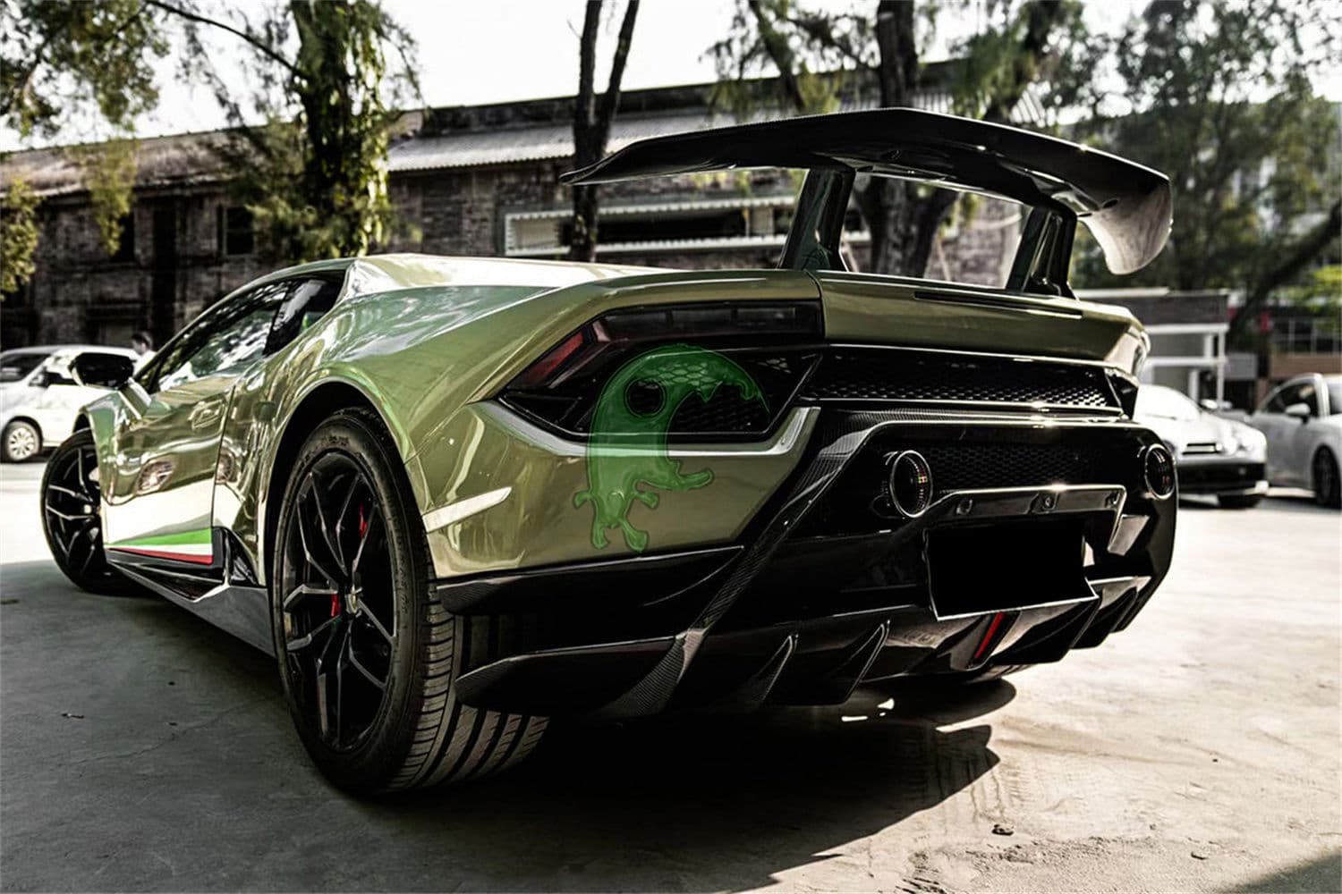 Dry Carbon Fiber Rear Bumper for Lamborghini Huracan LP610/LP580 - Performante Style