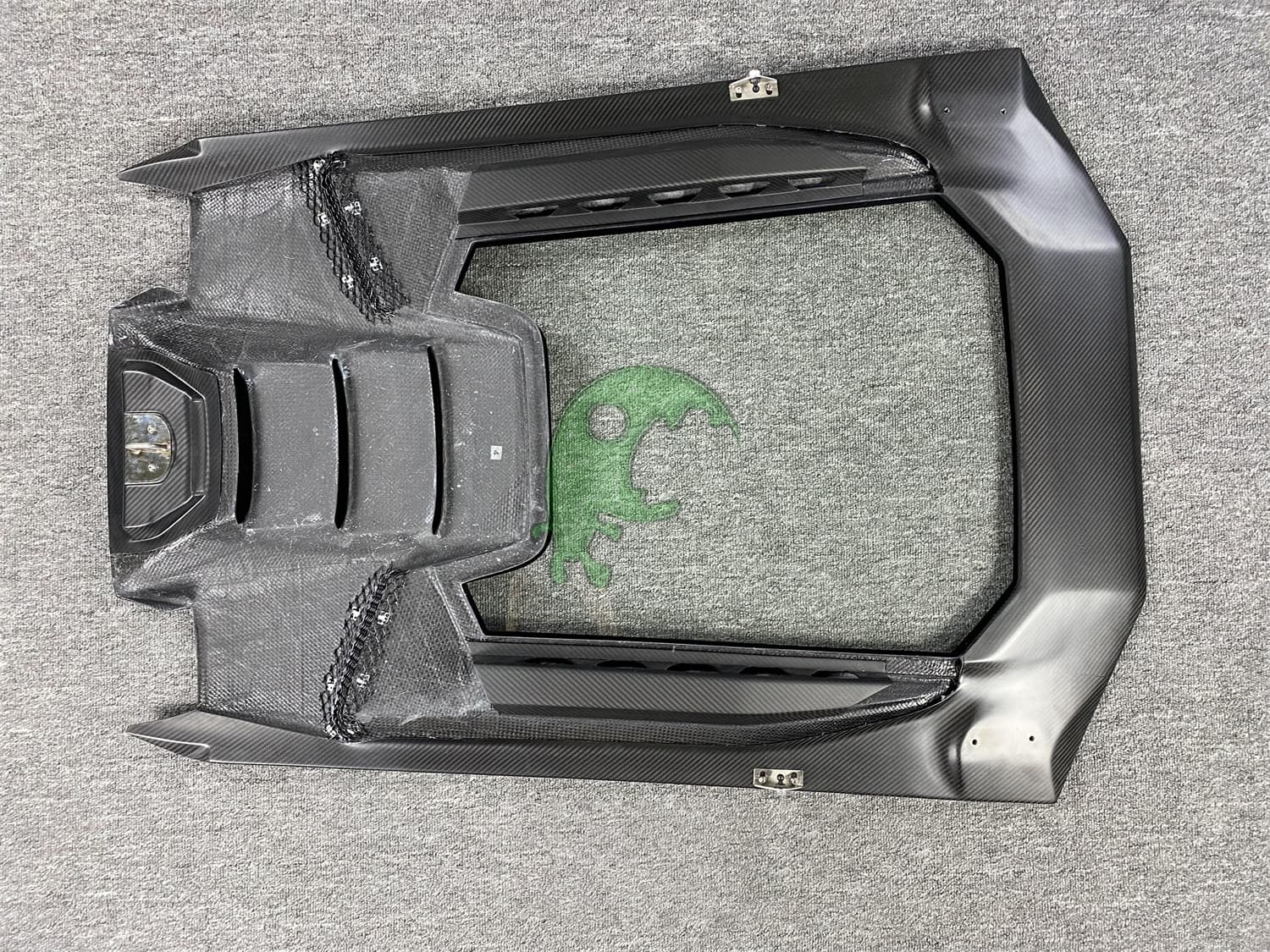 Dry Carbon Fiber Rear Engine Cover for Lamborghini Huracan LP610/LP580 - Performante Style