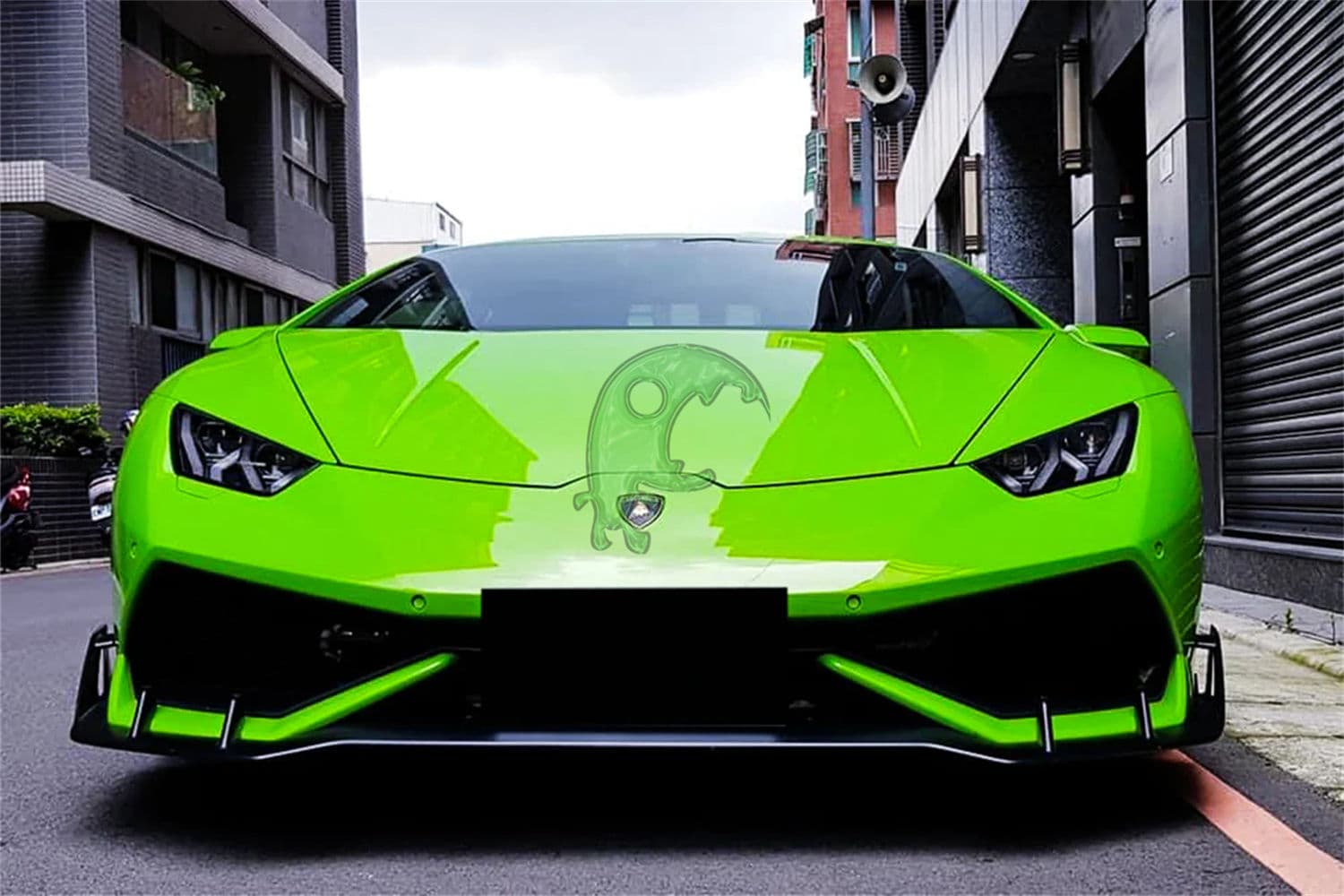 Carbon Fiber Front Splitter for Lamborghini Huracan LP610 - Originali Aero Style