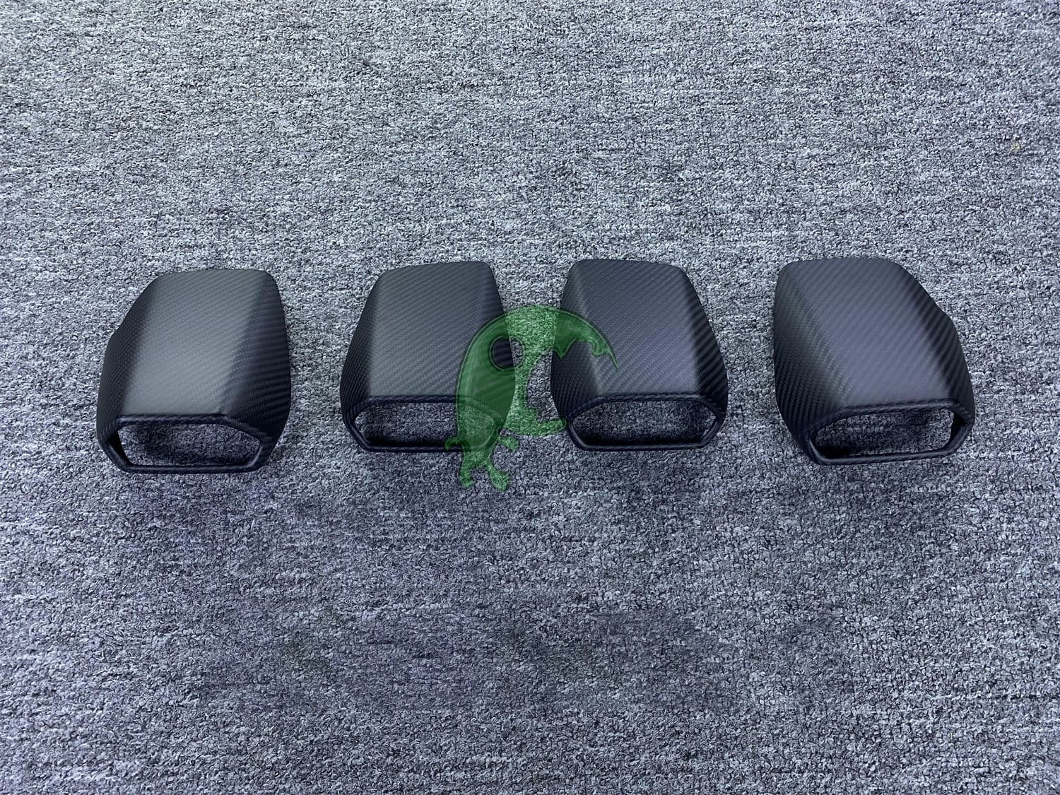 Dry Carbon Fiber AC Cover Interiors Kits for Lamborghini Huracan LP610/LP580/EVO