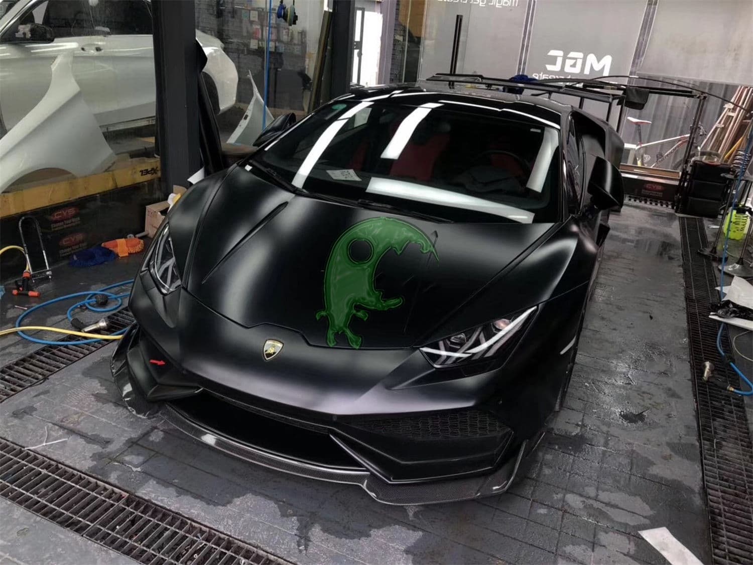 Carbon Fiber Front Lip for Lamborghini Huracan LP610 - Revozport Razmig Style