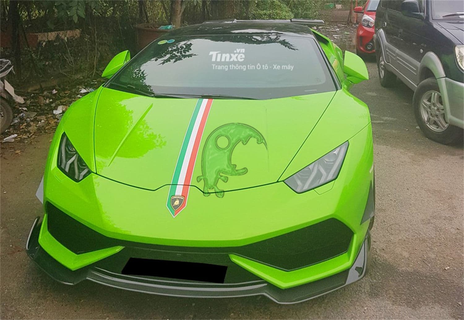 Carbon Fiber Front Lip for Lamborghini Huracan LP610 - Revozport Razmig Style
