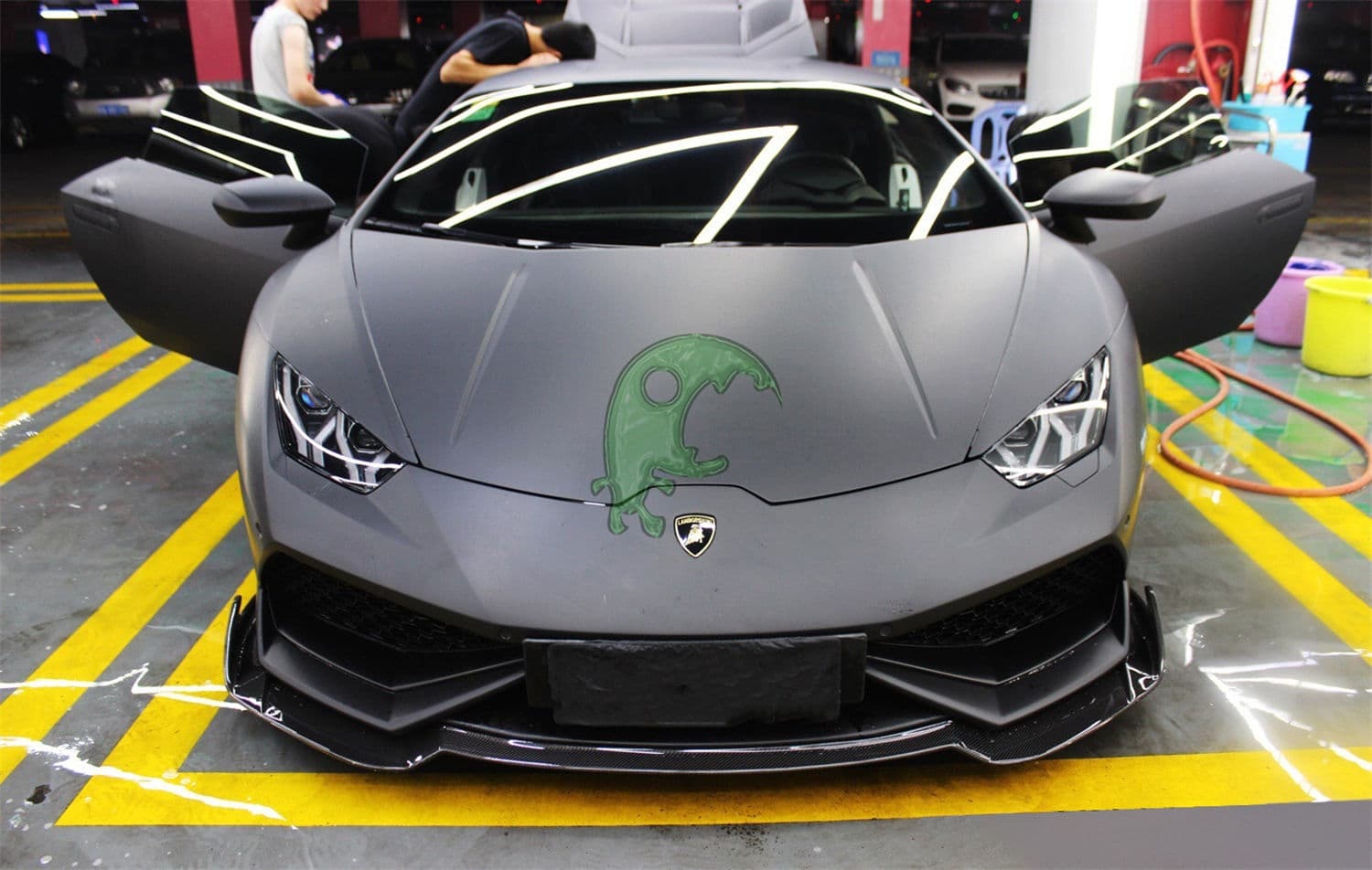 Carbon Fiber Front Lip for Lamborghini Huracan LP610 - Revozport Razmig Style