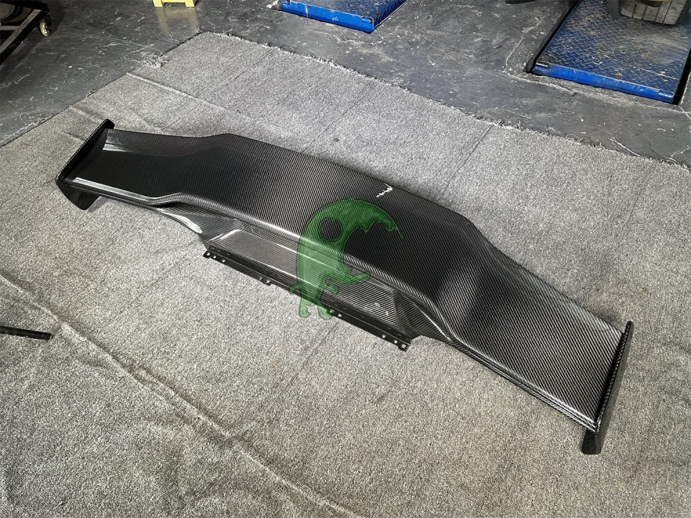 Dry Carbon Fiber Rear Spoiler Wing for Lamborghini Huracan LP610/LP580/EVO - Vorsteiner STO Style