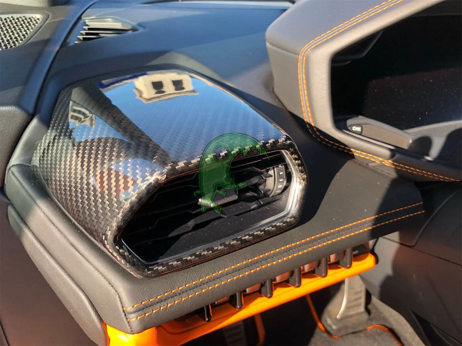 Dry Carbon Fiber AC Air Con Cover Interiors Kits for Lamborghini Huracan LP610/LP580/EVO (Replacement Parts)