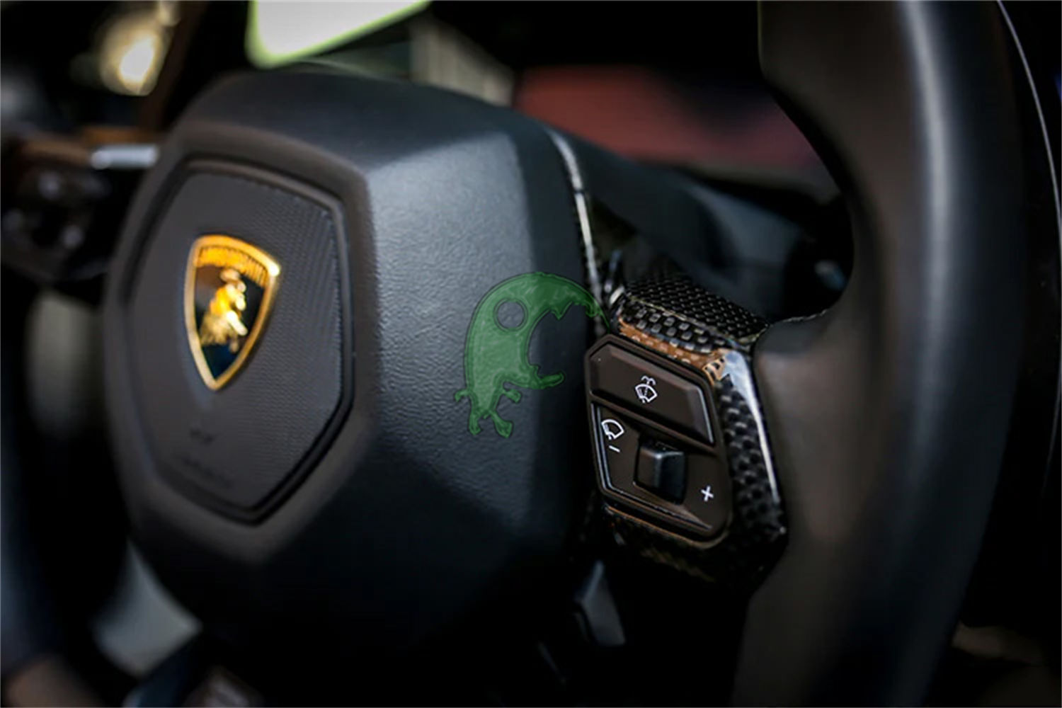 Dry Carbon Fiber Steering Wheel Center Trim Interiors Kits for Lamborghini Huracan LP610/LP580