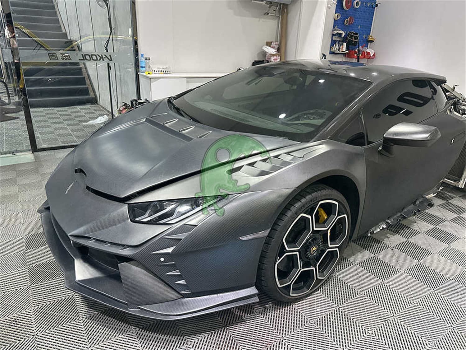 Tecnica Dry Carbon Fiber Front Bumper For Lamborghini Huracan LP610 LP580 EVO bodykit body kit