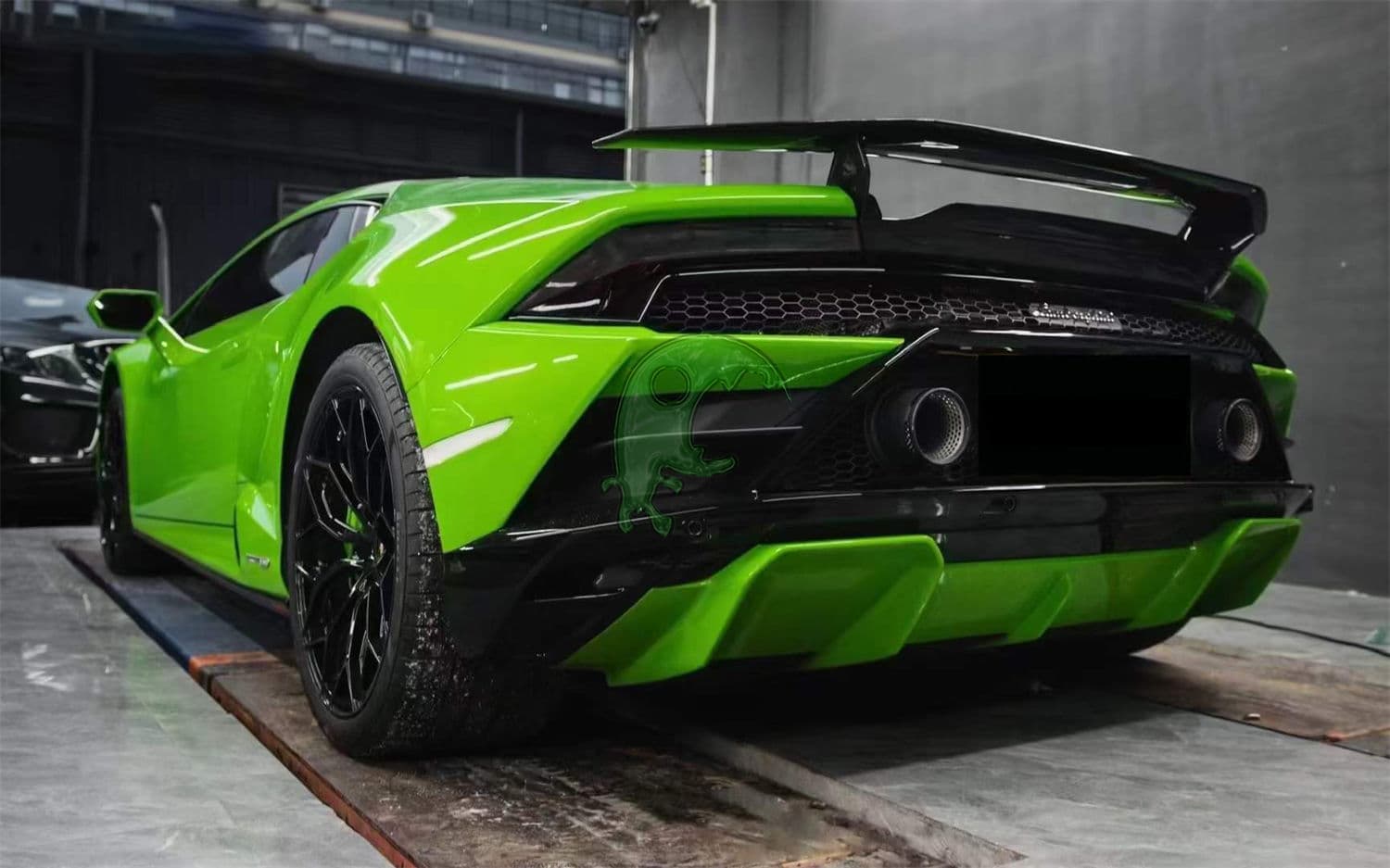  Tecnica Style Dry Carbon Fiber Rear Spoiler For Lamborghini Huracan LP610-4 LP580