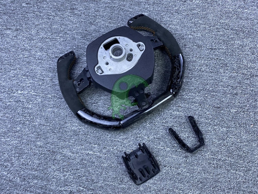 Custom Made Carbon Fiber Steering Wheel for Lamborghini Huracan LP610/LP580/EVO - F1 Racing Style