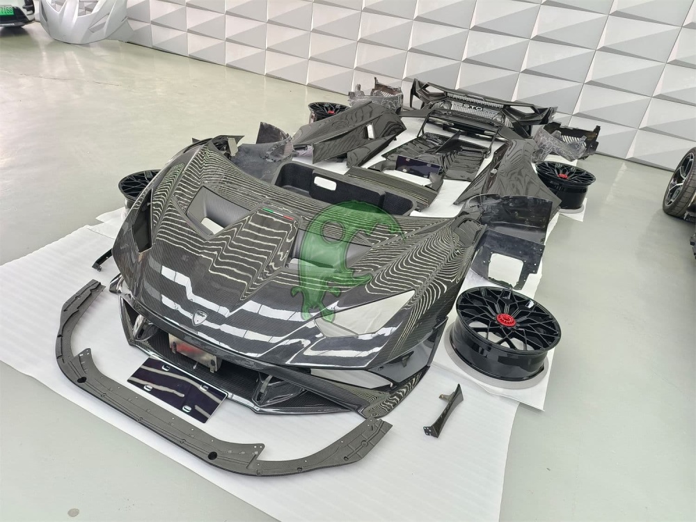 STO 1:1 Convert Dry Carbon Fiber Body Kit for Lamborghini Huracan LP610/LP580/EVO