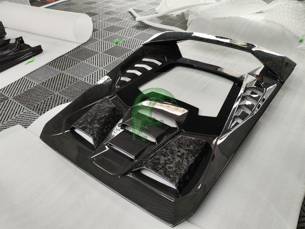 Dry Carbon Fiber Rear Engine Cover Hood for Lamborghini Huracan LP610/LP580/EVO - Tecnica Style