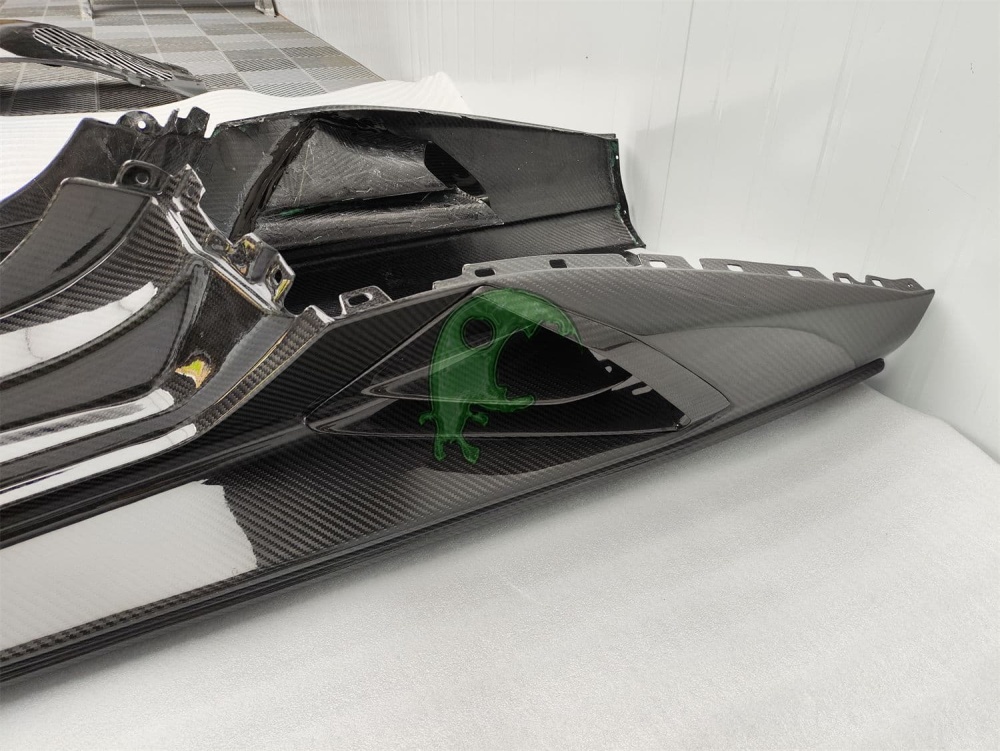 Dry Carbon Fiber Side Skirt for Lamborghini Huracan LP610/LP580/EVO - Tecnica Style