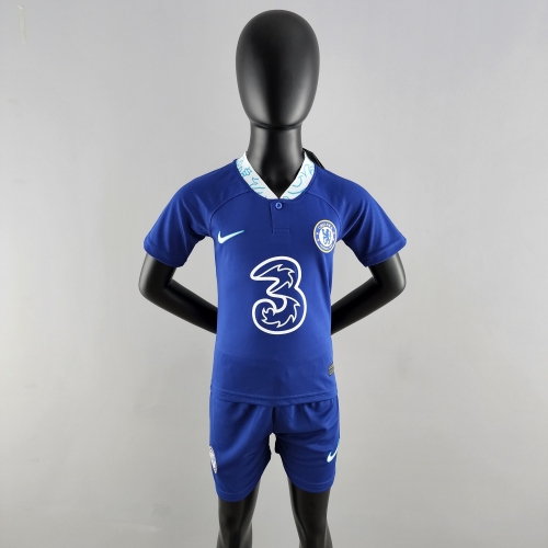 22/23 Chelsea kids home SIZE: 16-28