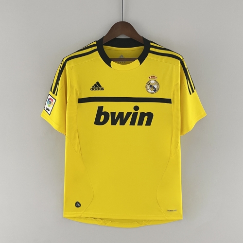 Retro Real Madrid 11/12 Goalkeeper Yellow S-XXL