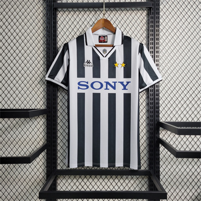 Retro 95-97 Juventus Home
