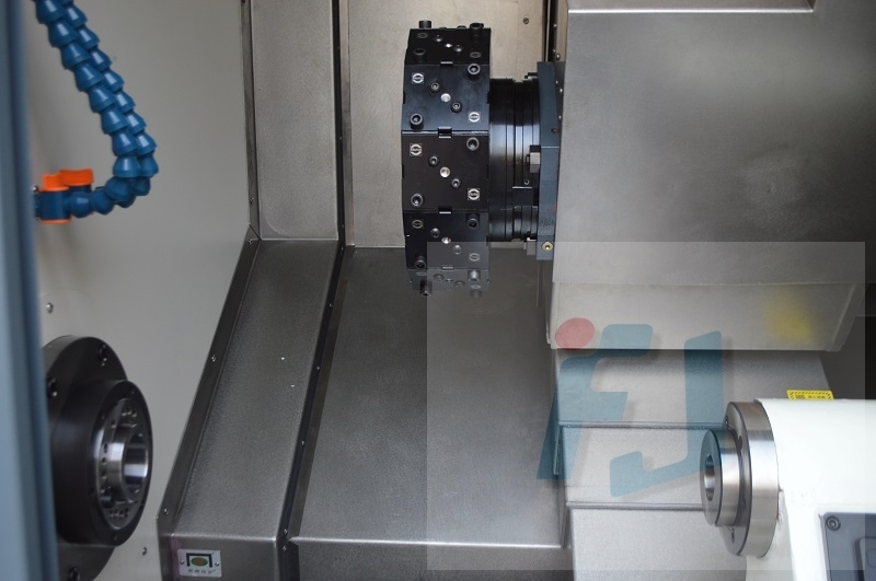 Tour CNC multi-axes avec tour servo Sauter SY500/S500/SY300/S300 centre de tournage