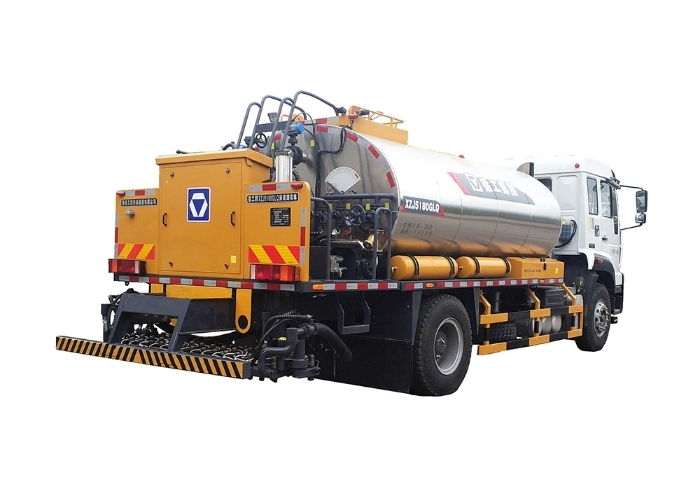 XCMG XLS803 ASPHALT DISTRIBUTOR TRUCK
