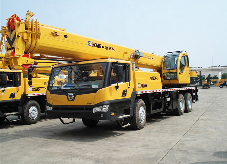XCMG Official QY25K-II 25 ton hydraulic boom arm pickup mobile truck mounted with crane