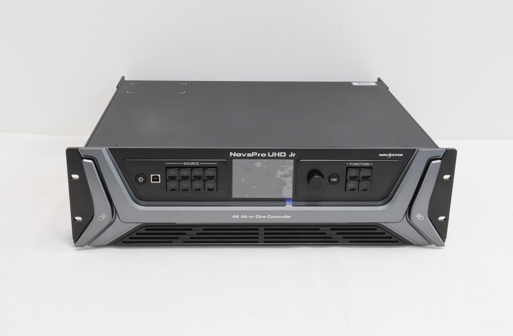 NovaStar All-In-One Controller NOVAPRO UHD JR