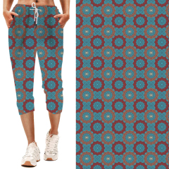 White-Kaleidoscope print-capri jogger