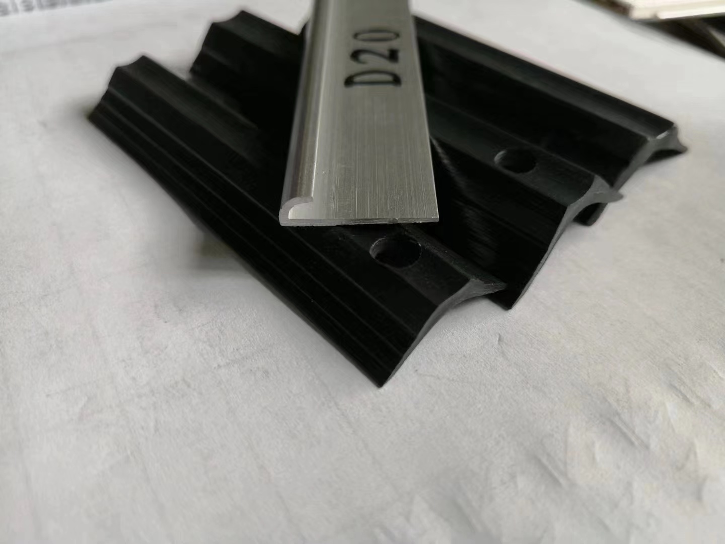 Aluminum Capping Strip