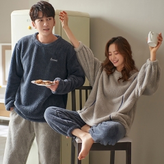 J875女-J876男秋冬季情侣睡衣法兰绒睡衣女圆领卡通珊瑚绒男套头家居服
