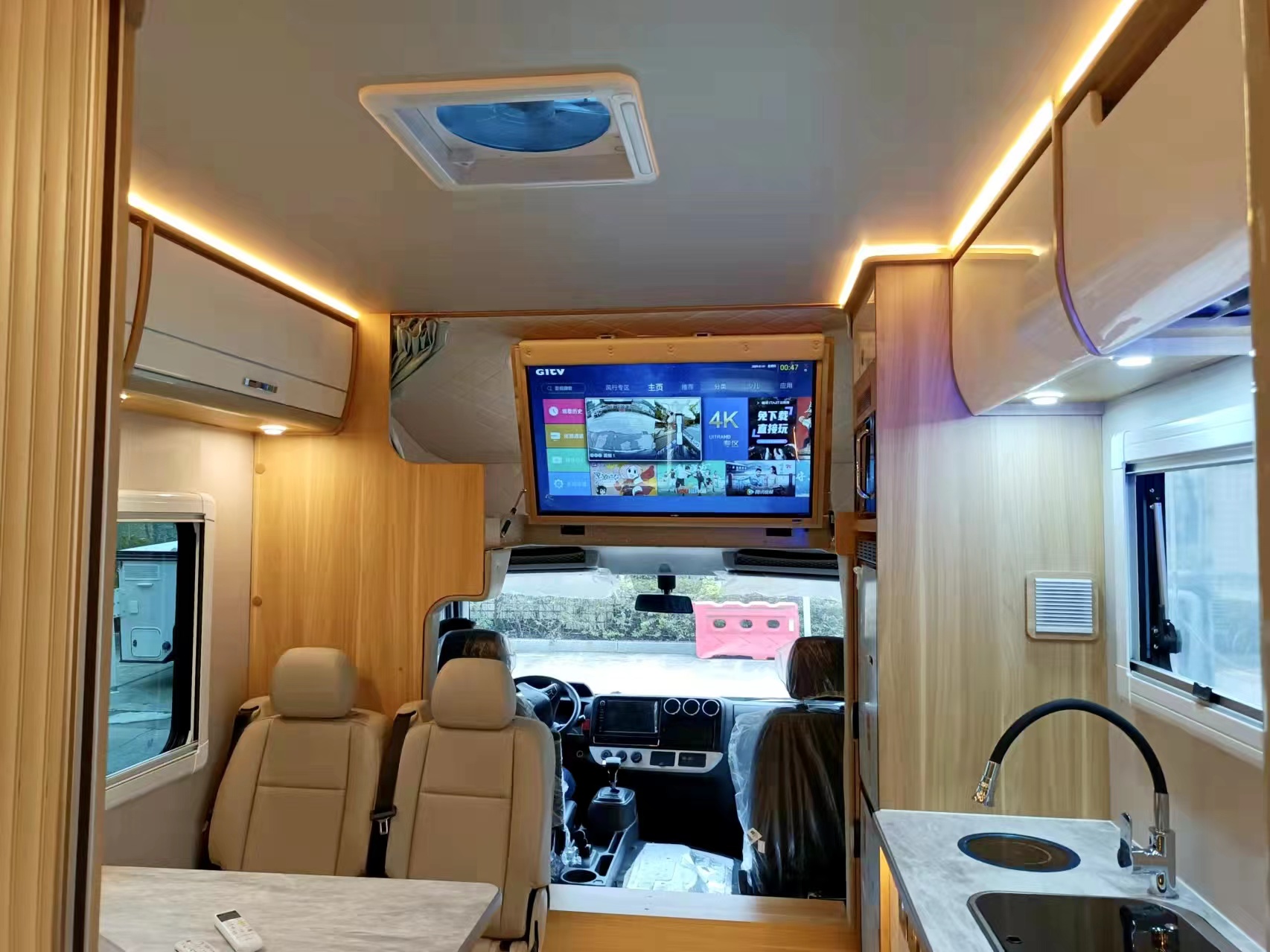 Light Truck Class C Motorhome