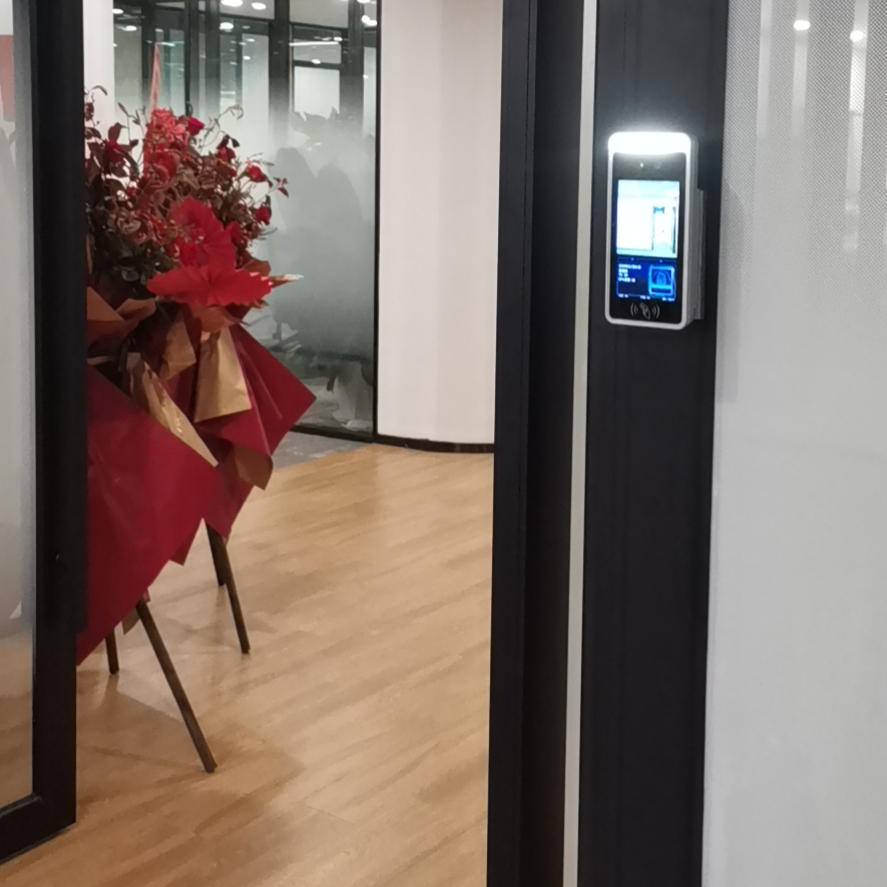 ZeCheng Supply face time attendance machine for office in Singapore