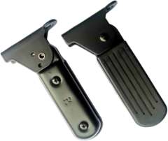 REAR FOOTPEGS