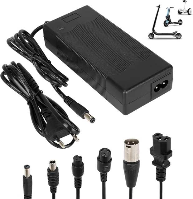 Carregador Genérico 3 pins 54,6v 2A