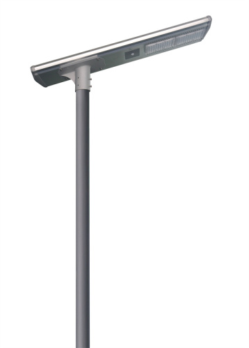 Le capteur de mouvement de PIR et l'éclairage public solaire de commande de minuterie LED 50W avec le panneau solaire de rendement élevé