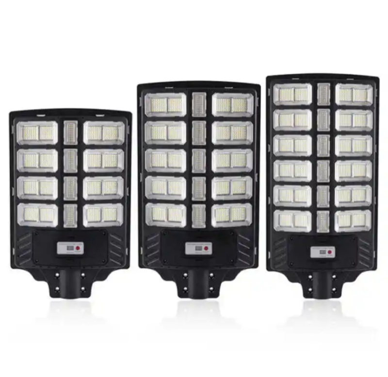 Lampadaires solaires LED d'extérieur tout-en-un 800 W avec détecteurs de mouvement et télécommandes pour un éclairage optimal
