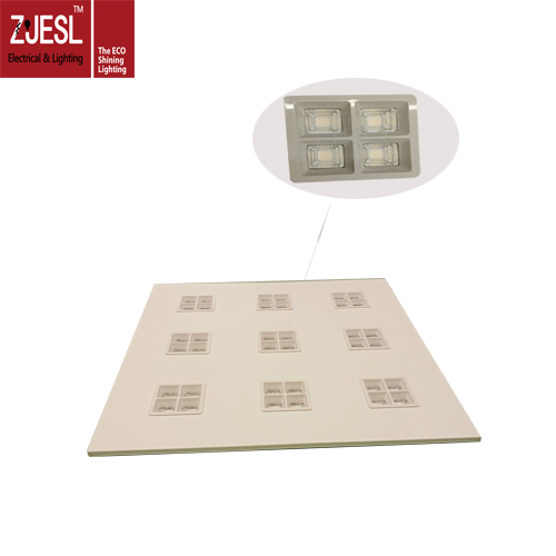 Apto para uso comercial, ugr<13, eficiencia lumínica hasta 120lm/w, dimming Dali, módulo extraíble, sencillo panel de luz verde para instalación.