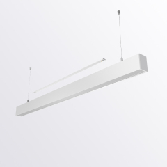 Urania リニアライト 建築用LEDリニアライト（アップ/ダウンライト付き） | 30% アップライト、70% ダウンライト | DALI調光対応 | オフィス・商業用照明