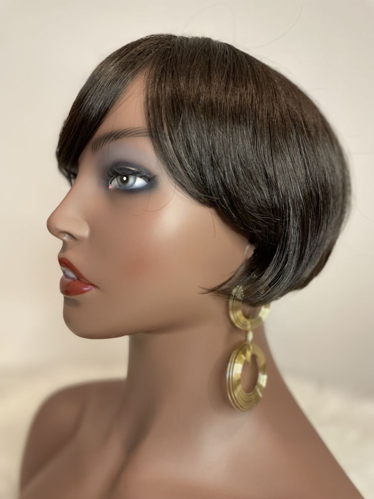 Wholesale Ombre Color Short Wigs For Women Brazilian Human Hair No Lace Front Bob Wig With Bangs Pixie Wig  Straight Hair with Natural Color