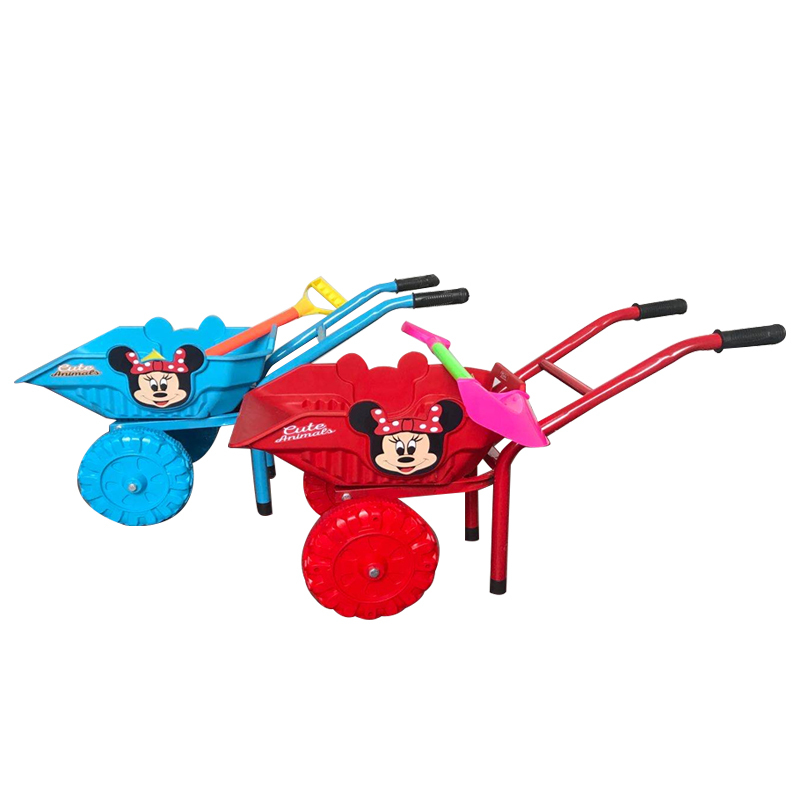 Simulation of children's beach trolley bulldozing and snow pushing two-wheeled sand play trolley