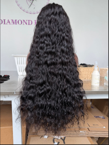 300% density Indian wavy wig made up of 3 bundles and 1 HD lace