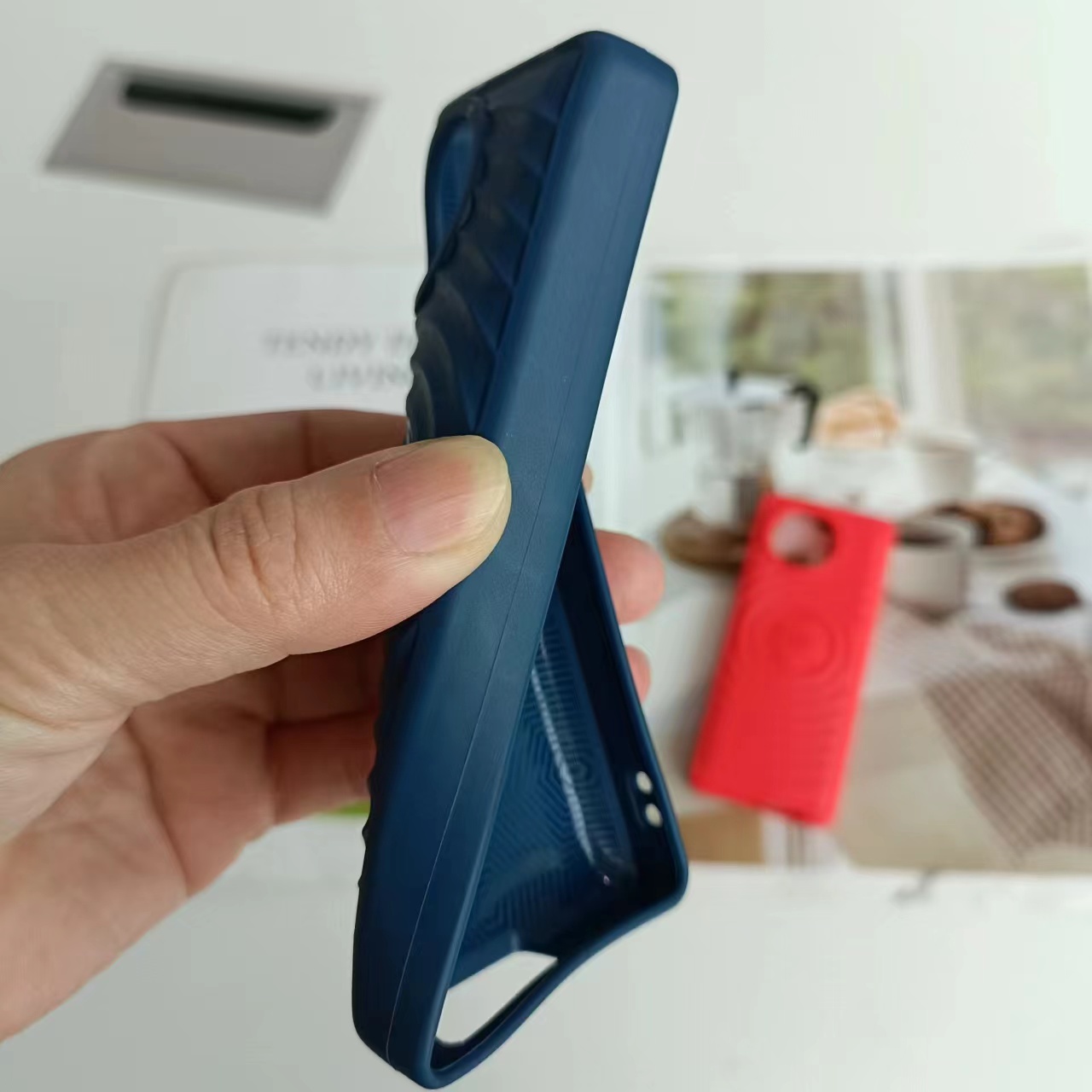 Wholesale anti-fall shockproof Hercules Cover small TPU back cover for TECNO T302 T528 T352 phone case