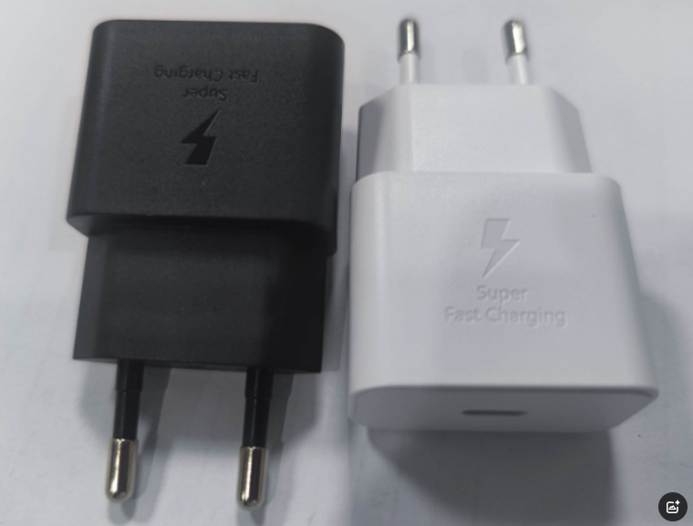 Wholesale 20W Slow Charger with Type-C Ports