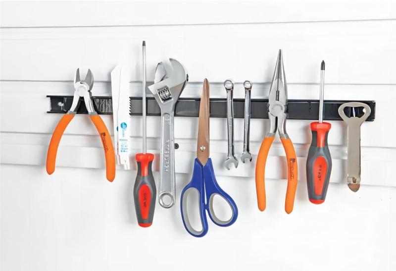 Magnetic Tool Holder